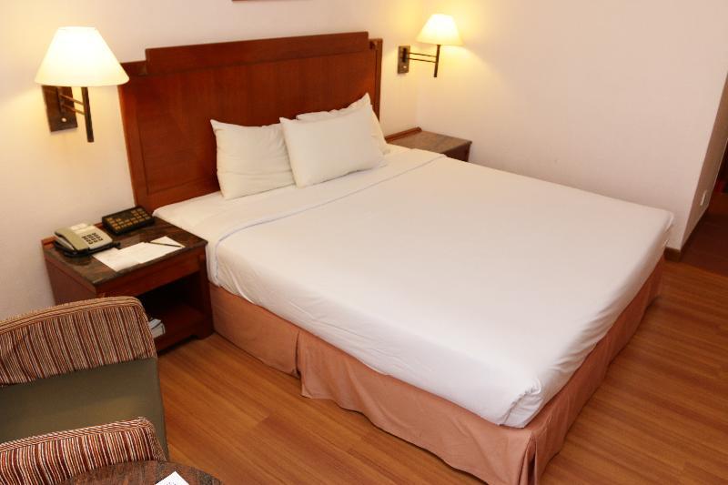 Holiday Villa City Center Алор-Сетар Экстерьер фото